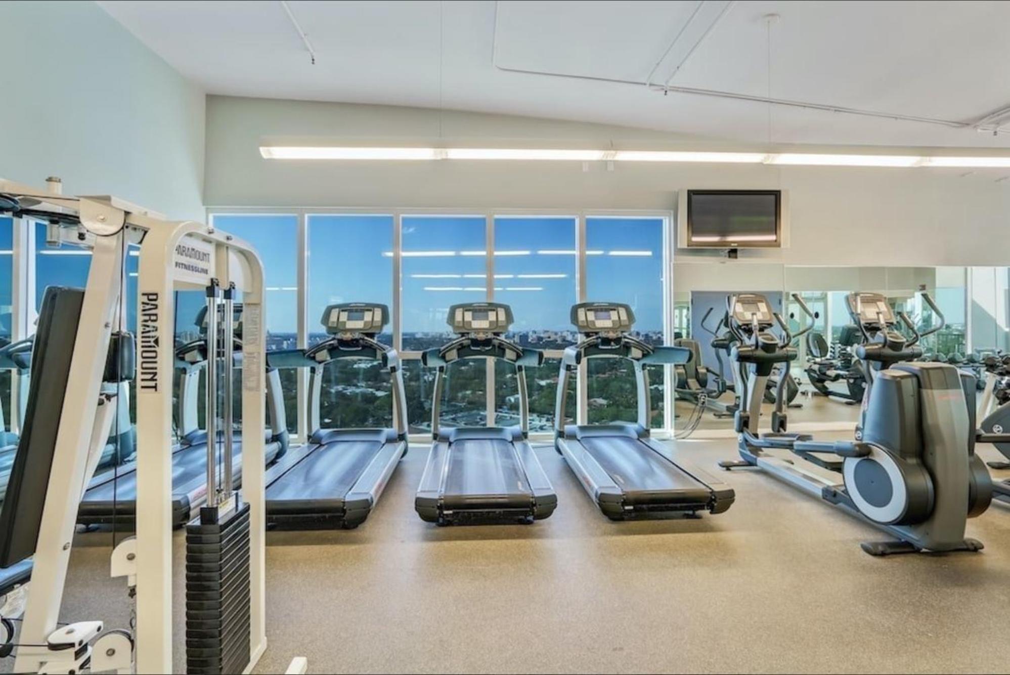 Balcony Ocean View ! Wifi - Pool - Gym - Parking Aparthotel Miami Exterior photo